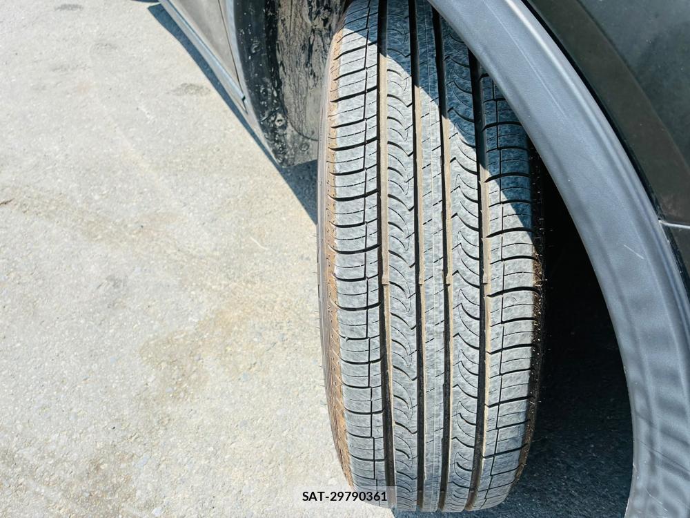 Nissan X-TRAIL 2015-06 7919343-30