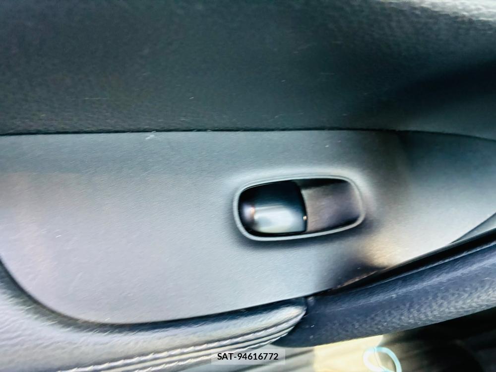 Nissan X-TRAIL 2015-07 8111258-22