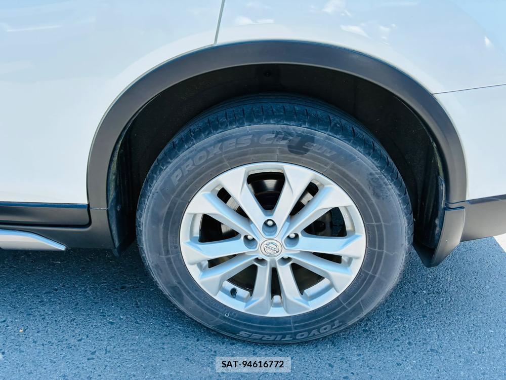 Nissan X-TRAIL 2015-07 8111258-29