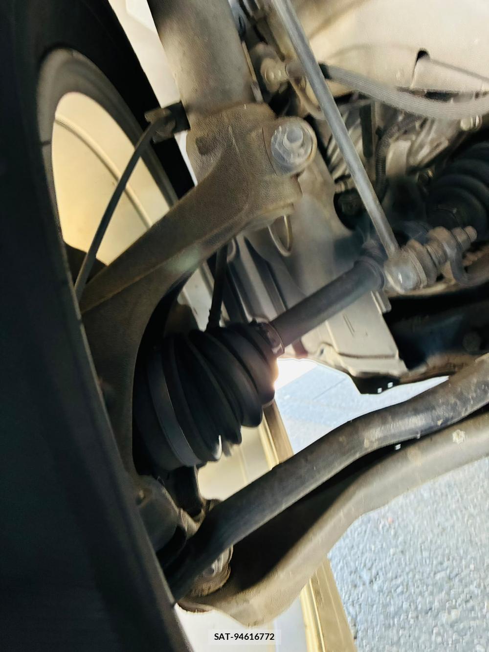 Nissan X-TRAIL 2015-07 8111258-33