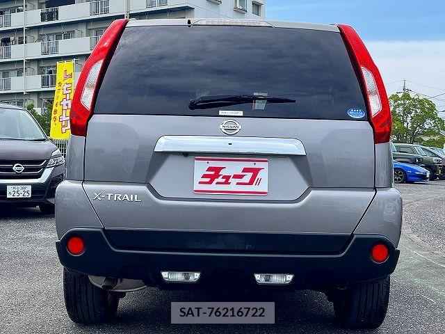 Nissan X-TRAIL 2013-11 8318263-23