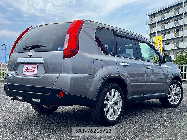 Nissan X-TRAIL 2013-11 8318263-2