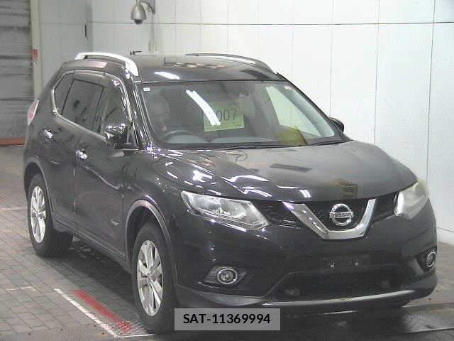 Nissan X-TRAIL 2015-08 8300321-0