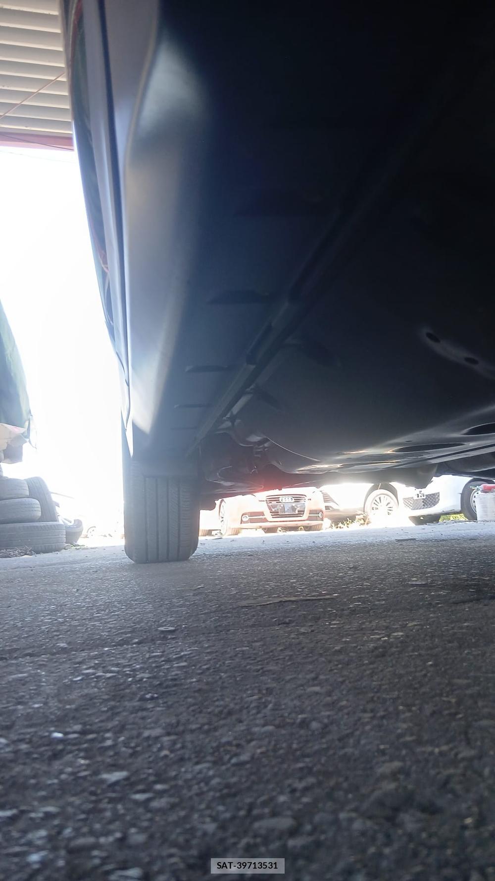 Nissan X-TRAIL 2016-02 7610985-30