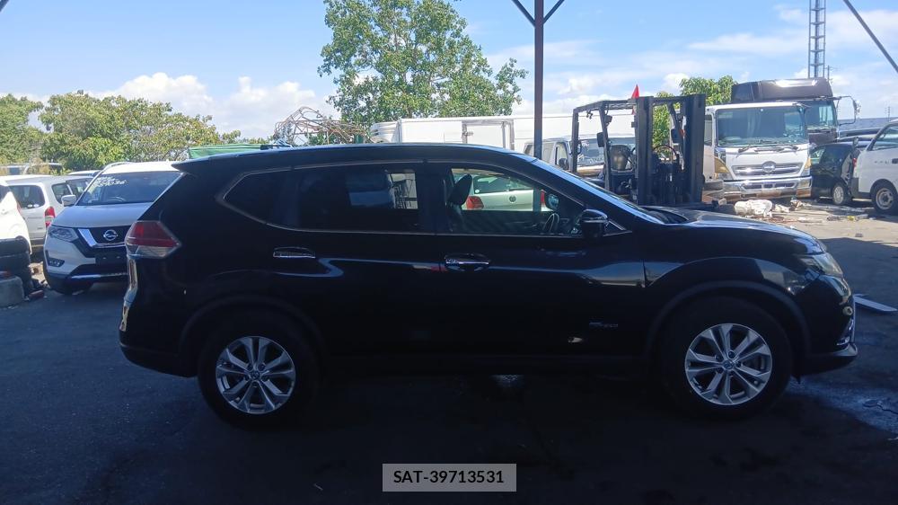 Nissan X-TRAIL 2016-02 7610985-5