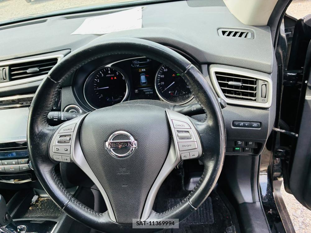 Nissan X-TRAIL 2015-08 8300321-14