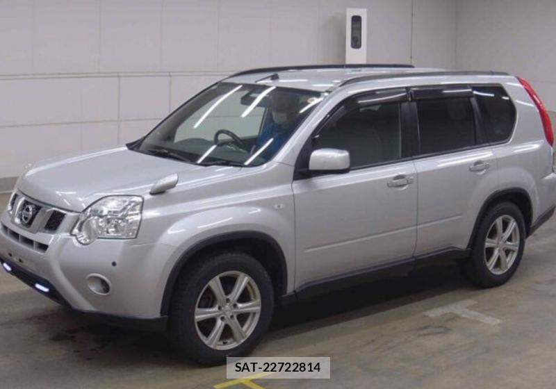 Nissan X-TRAIL 2011-03 8630601-3