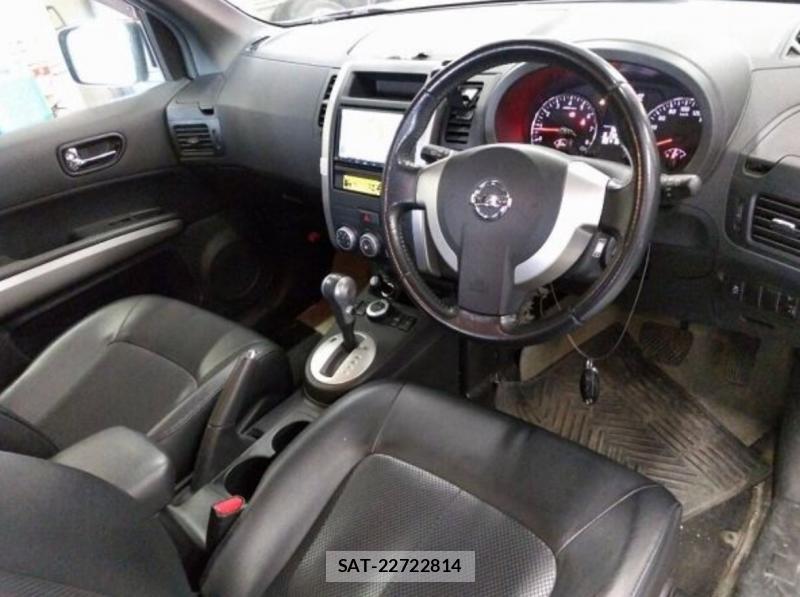 Nissan X-TRAIL 2011-03 8630601-4