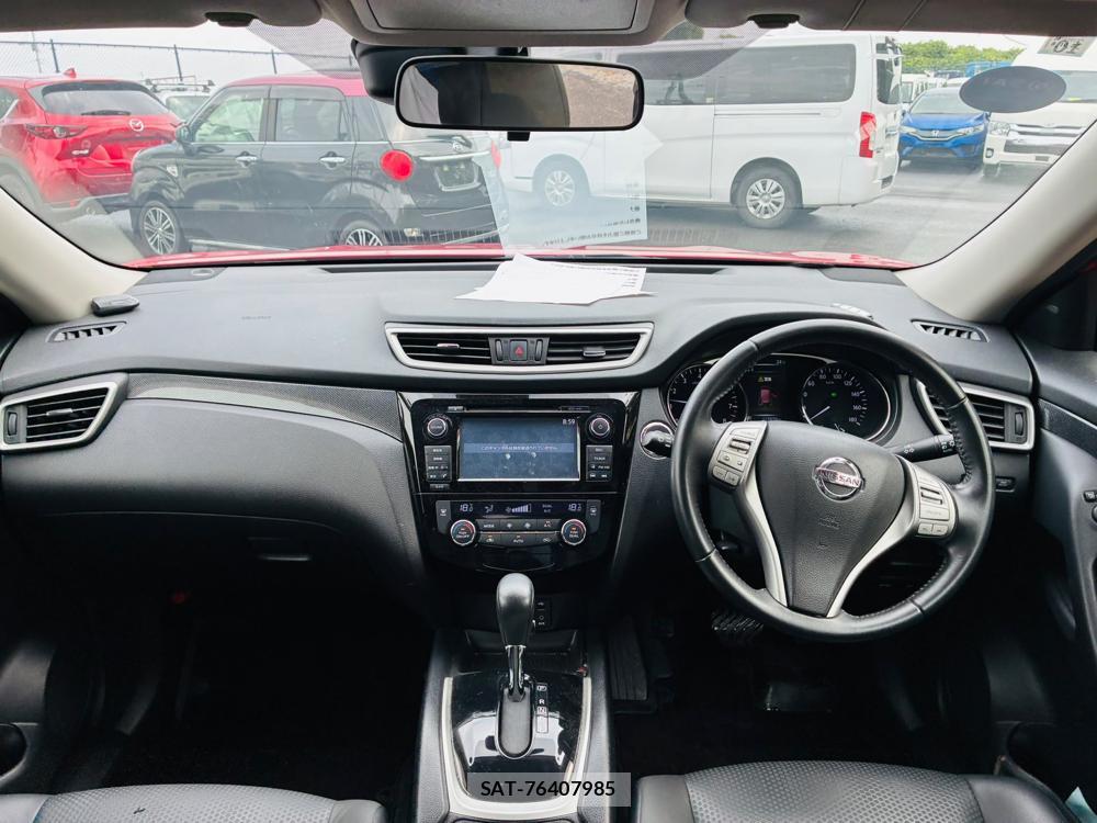 Nissan X-TRAIL 2015-09 8558053-12