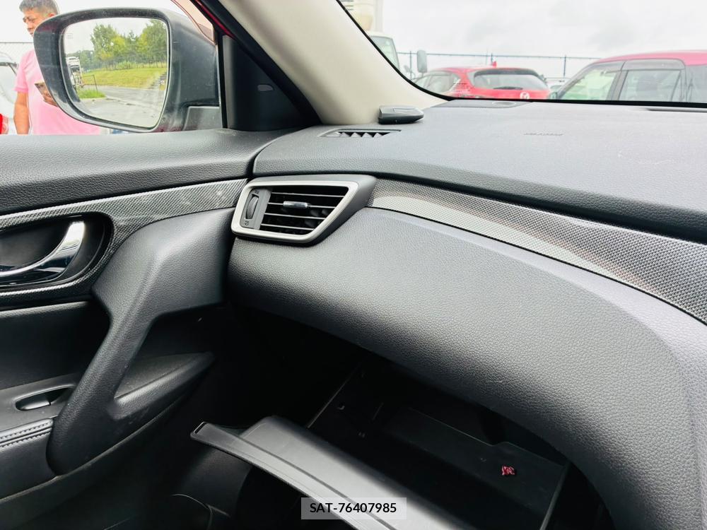 Nissan X-TRAIL 2015-09 8558053-18