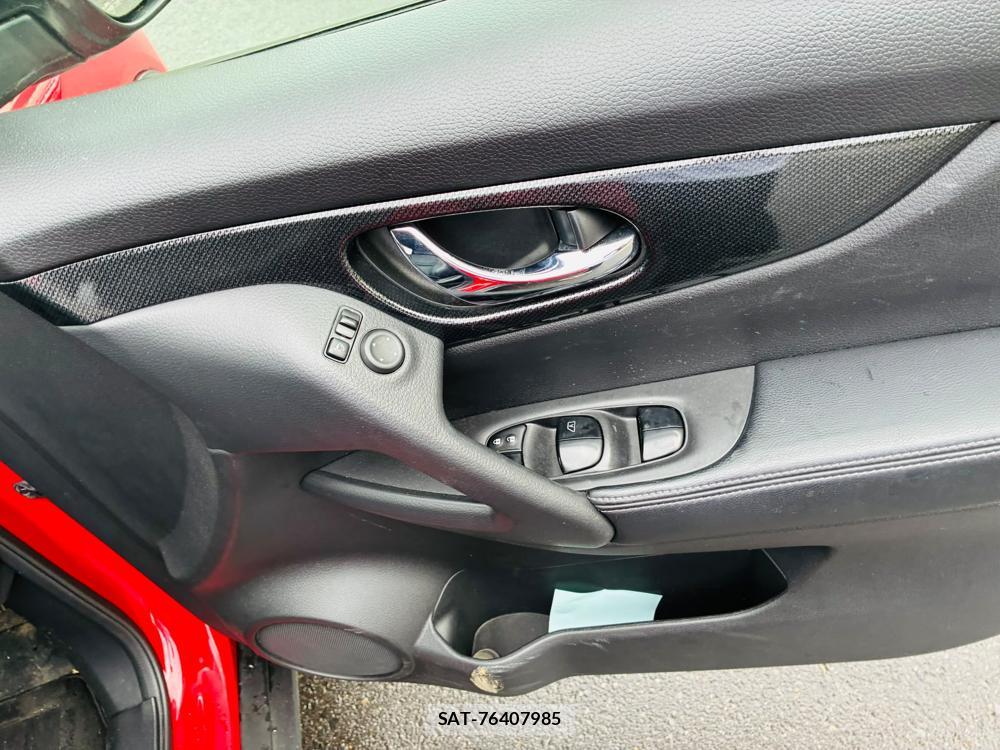 Nissan X-TRAIL 2015-09 8558053-23