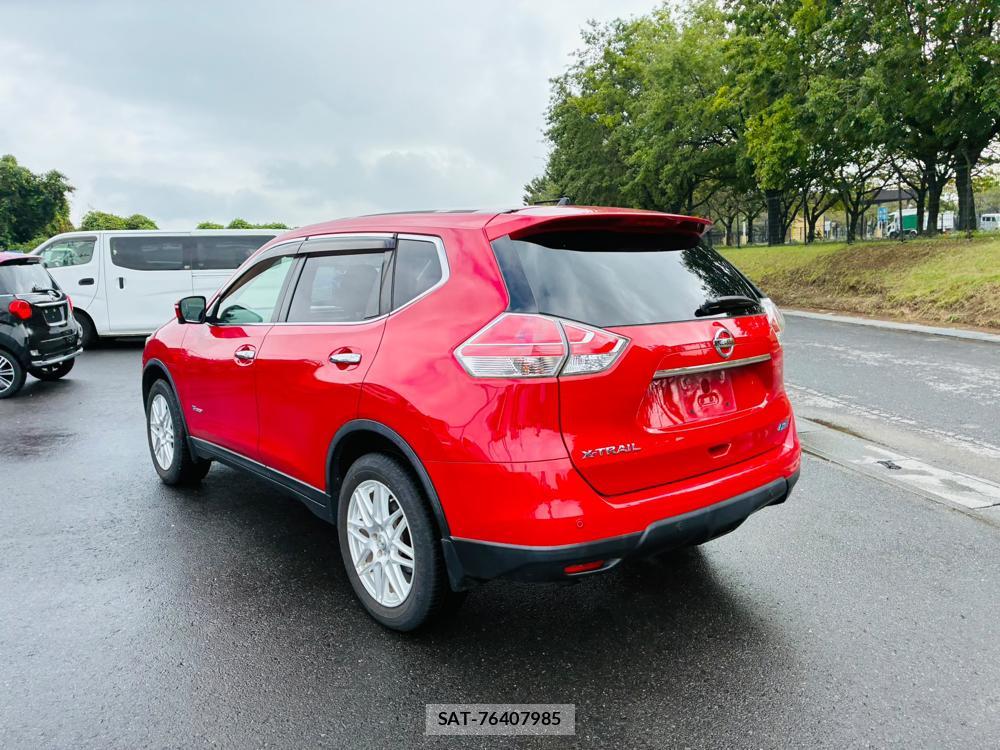 Nissan X-TRAIL 2015-09 8558053-2