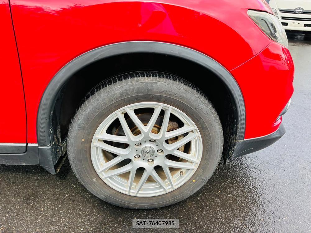 Nissan X-TRAIL 2015-09 8558053-29
