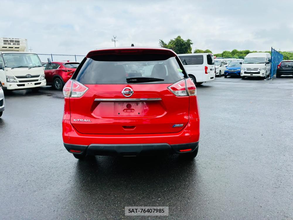 Nissan X-TRAIL 2015-09 8558053-3