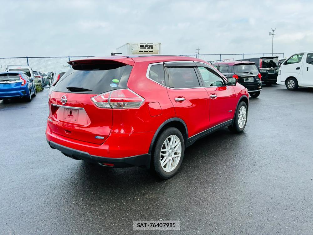 Nissan X-TRAIL 2015-09 8558053-4