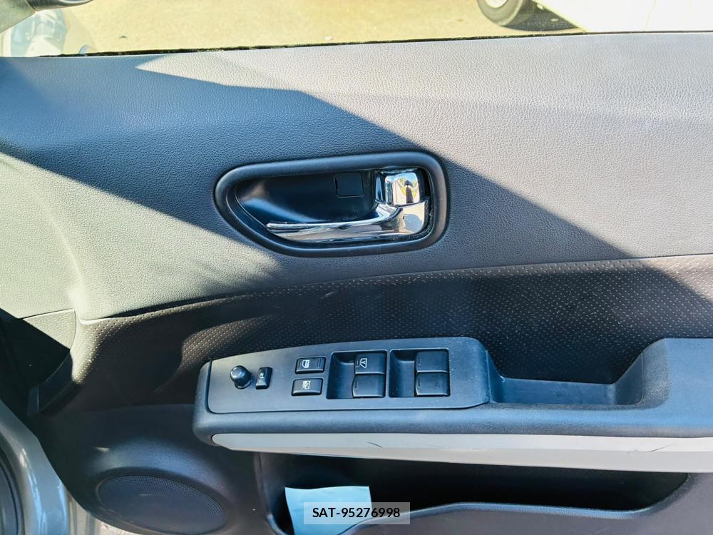 Nissan X-TRAIL 2013-07 8858418-22