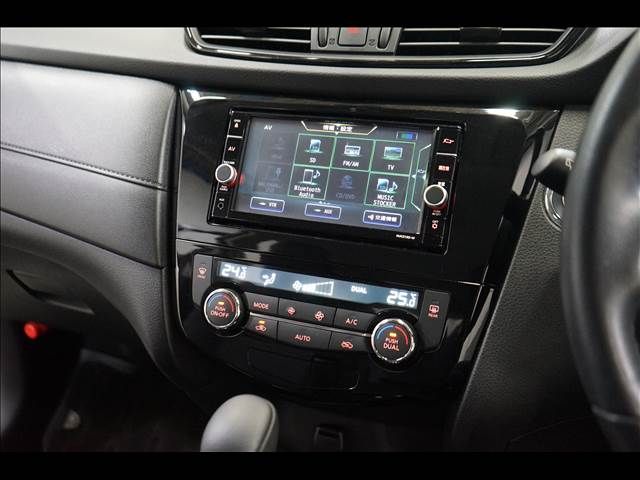 Nissan X-TRAIL 2019-07 486043-10