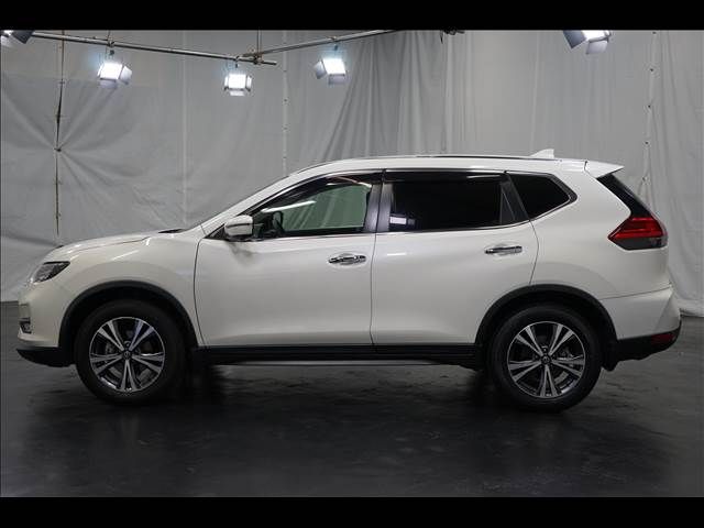 Nissan X-TRAIL 2019-07 486043-14