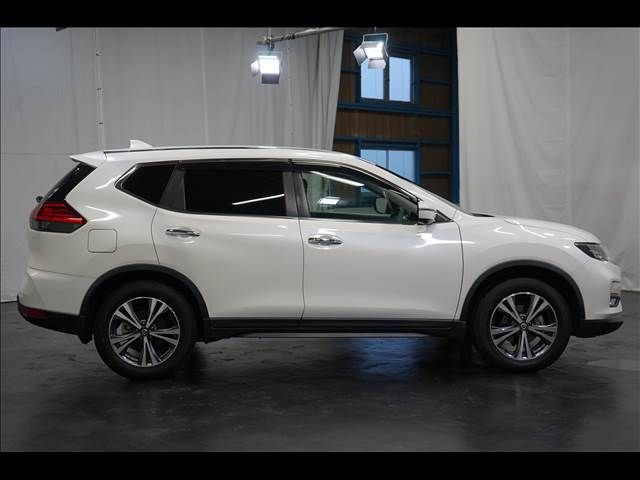 Nissan X-TRAIL 2019-07 486043-15