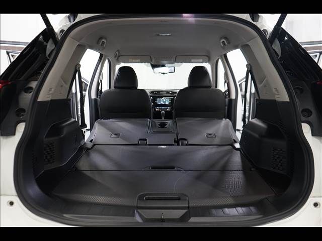 Nissan X-TRAIL 2019-07 486043-18