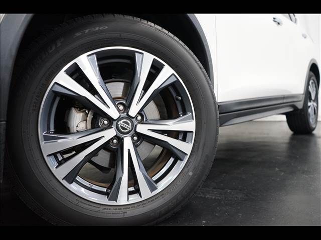 Nissan X-TRAIL 2019-07 486043-3