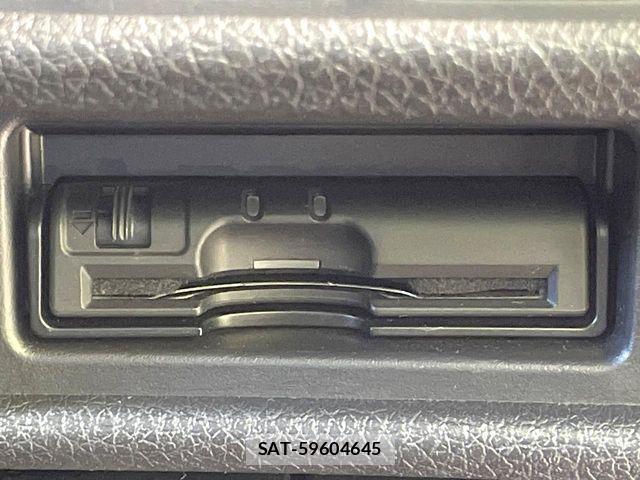Nissan X-TRAIL 2018-02 3392204-4