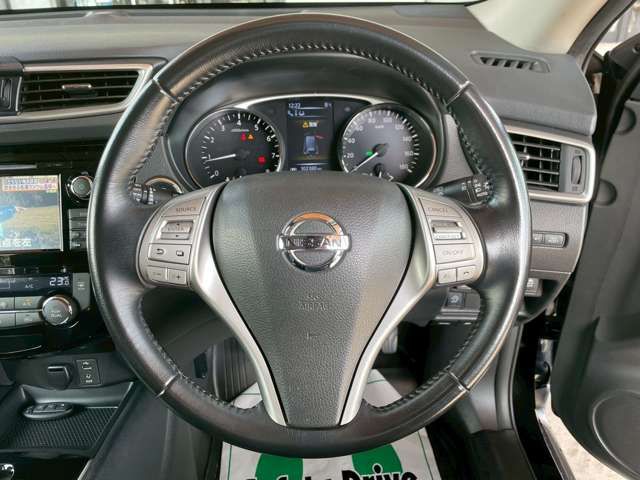 Nissan X-TRAIL 2016-06 3688696-9