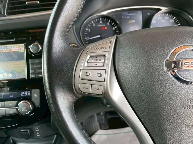 Nissan X-TRAIL 2016-06 3688696-10