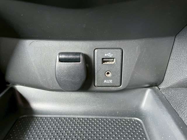 Nissan X-TRAIL 2016-06 3688696-17