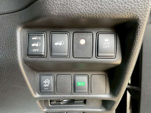 Nissan X-TRAIL 2016-06 3688696-3