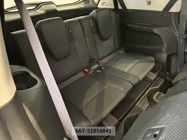 Nissan X-TRAIL 2018-07 4759649-10