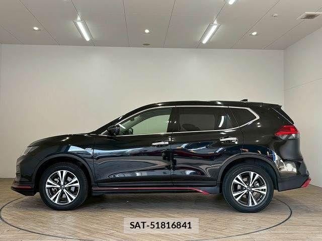 Nissan X-TRAIL 2018-07 4759649-14