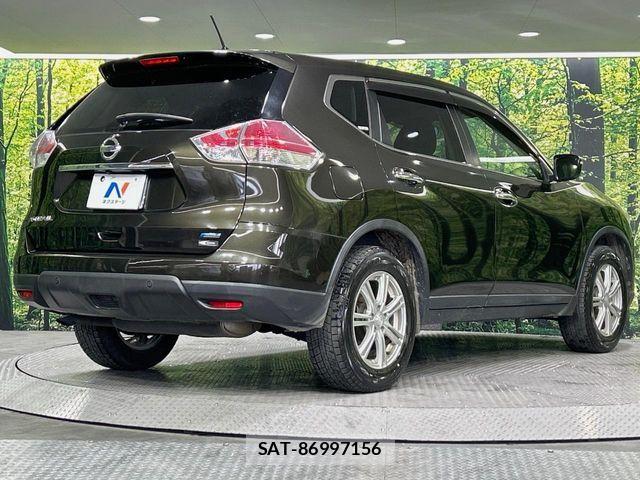 Nissan X-TRAIL 2014-11 5883496-16