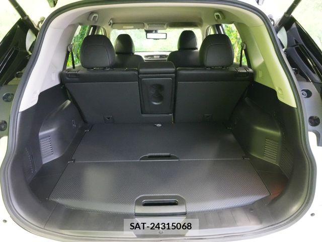Nissan X-TRAIL 2018-01 5883467-27