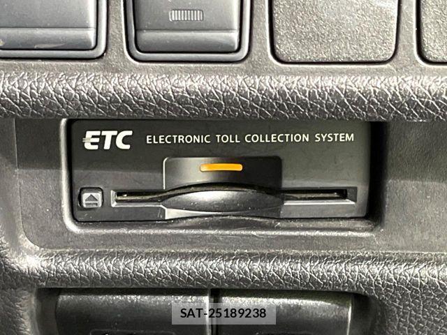 Nissan X-TRAIL 2018-01 5883456-4