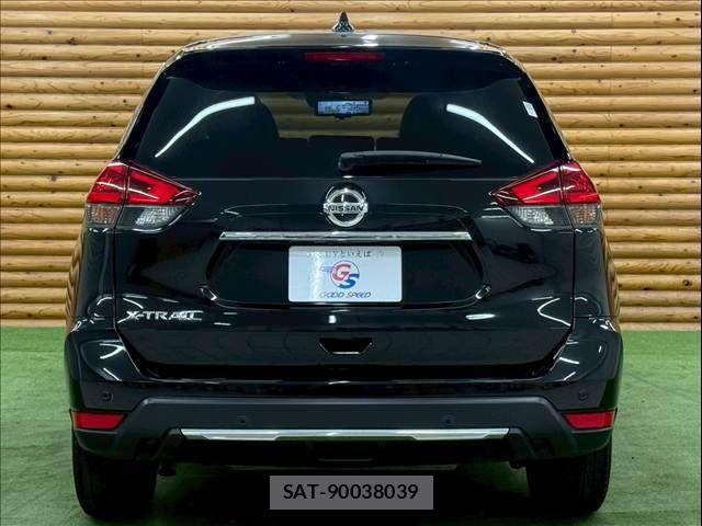 Nissan X-TRAIL 2019-07 5883443-18