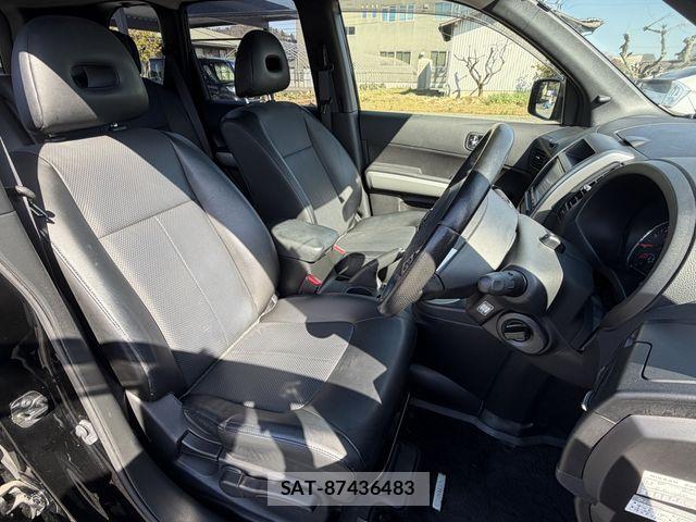 Nissan X-TRAIL 2013-07 5883519-9