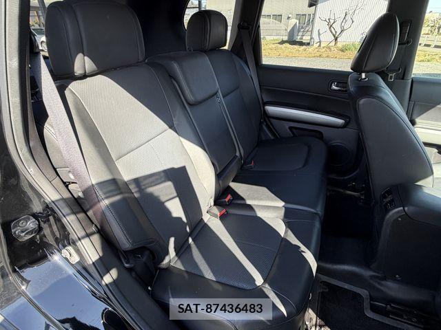 Nissan X-TRAIL 2013-07 5883519-10