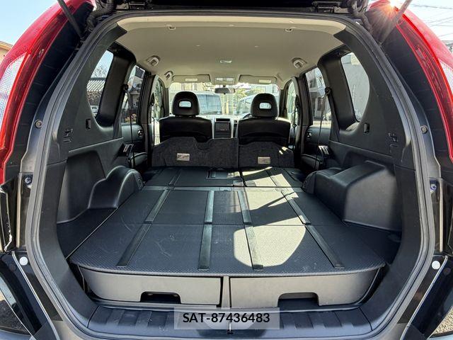 Nissan X-TRAIL 2013-07 5883519-11