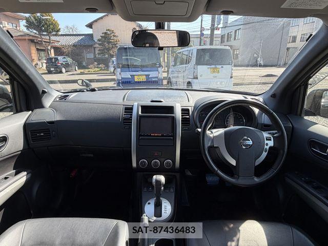 Nissan X-TRAIL 2013-07 5883519-1
