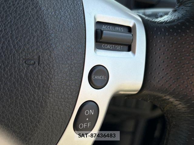 Nissan X-TRAIL 2013-07 5883519-5