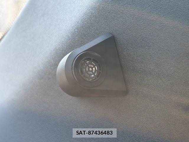 Nissan X-TRAIL 2013-07 5883519-6
