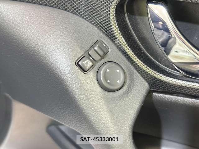 Nissan X-TRAIL 2016-02 6277743-17