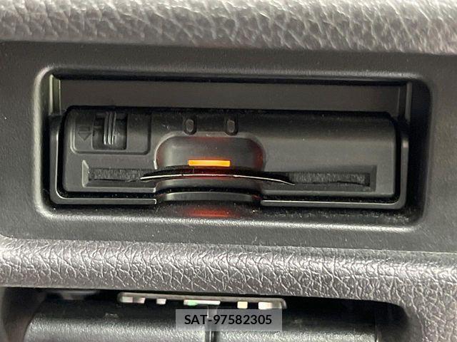 Nissan X-TRAIL 2014-02 6307389-4