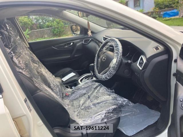 Nissan X-TRAIL 2015-05 6615868-14