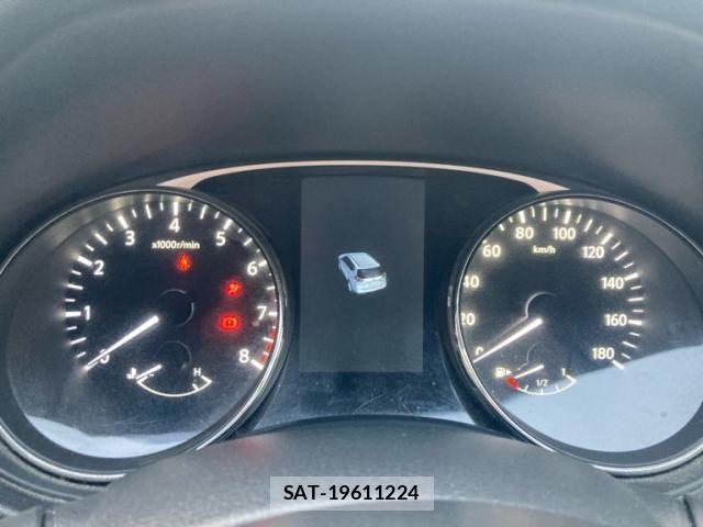 Nissan X-TRAIL 2015-05 6615868-18