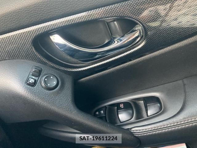 Nissan X-TRAIL 2015-05 6615868-24