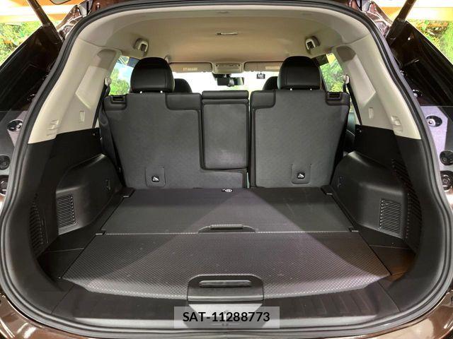 Nissan X-TRAIL 2018-03 6674243-12