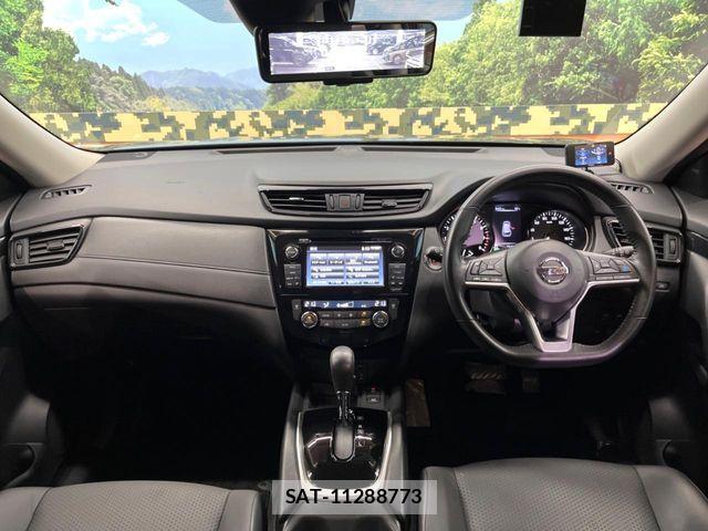 Nissan X-TRAIL 2018-03 6674243-1