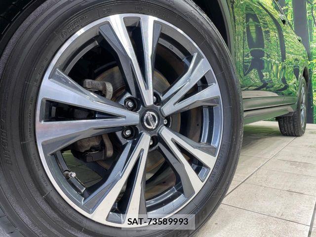 Nissan X-TRAIL 2018-02 6674245-12